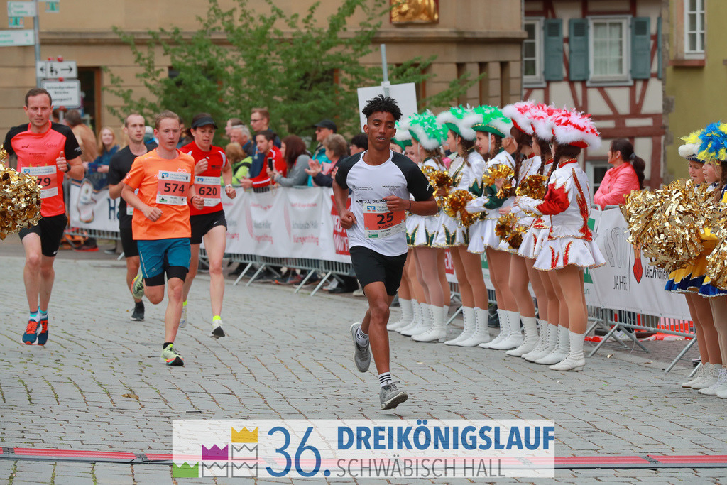 VR Bank Hauptlauf 10km | 3königslauf 2022 VR Bank Hauptlauf - Realisiert mit Pictrs.com