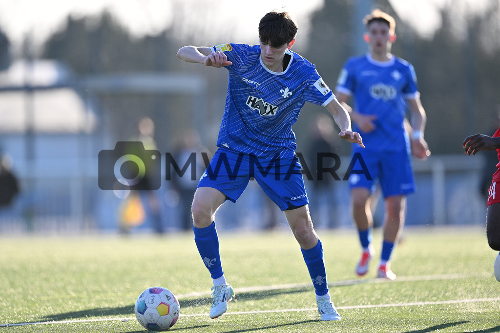 250305_EP__2159 | MWMARA - Realisiert mit Pictrs.com