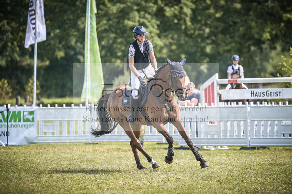 DOS_4309 | Entdecke hochwertige Reitturnierfotos von Foto Oger. Professionell, emotional und authentisch – jetzt Lieblingsmomente im Shop bestellen.Deutschlandweite Turnierfotografie. - Realisiert mit Pictrs.com