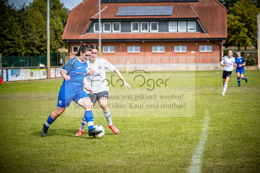 SG Bohmte/Ostercappeln/Schwagstorf - SV Harderberg - Frauen Bezirkpokal | Frauen Bezirkpokal · 1. Damen - 1. Damen · Sportplatz - Realisiert mit Pictrs.com