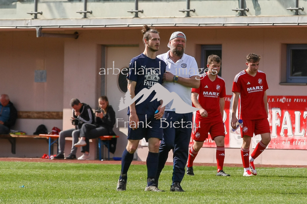 993T3575 | Günther Denk mit Trainer Pavel Hrubec