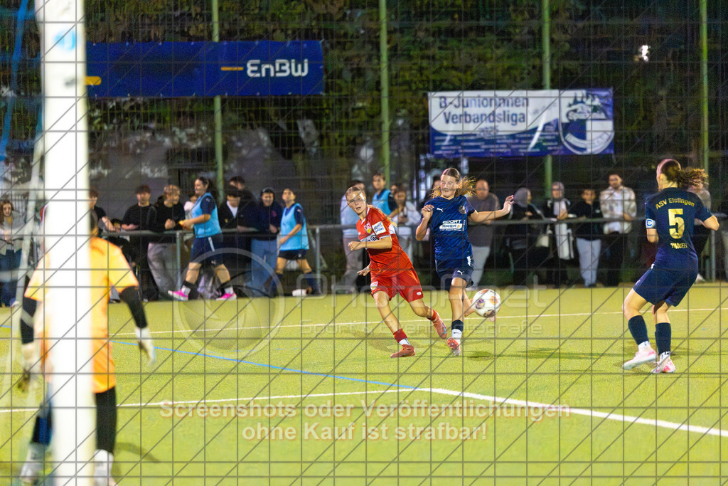 20261007_193412_0118_(c)_by_PhotoPeet | #,ASV Spartania Eislingen (blau) vs. VFB Stuttgart (rot), Fußball, Verbandspokal der B-Juniorinnen,  Saison 2026/2027, Kunstrasenplatz, Öschhalle, 73054 Eislingen, 07.10.2026 - 18:30 Uhr,Foto: PhotoPeet / Sport- &amp; Eventfotografie / Peter Harich