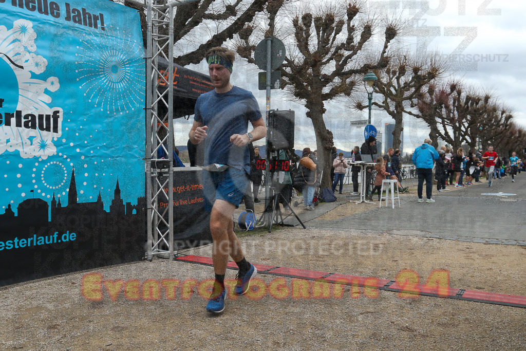 221231_1201_EV9_5269 | Sportfotografie im Rhein-Sieg Kreis, Köln, Bonn, NRW, Rheinland Pfalz, Hessen, etc. Unser Tätigkeitsfeld umfasst den Laufsport vom Volkslauf über den Marathon, Duathlon, Triathon bis zum Ultralauf wie Kölnpfad Ultra oder Schindertrail.