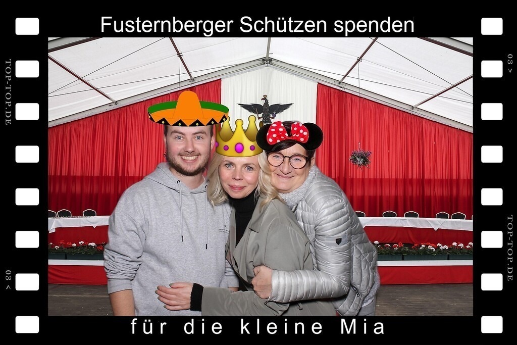 top-top.de 240928-076 | Foto, Video, Fotografie, Videografie, Fotobox, DJ, Discjockey, Musik, Musikbox, Veranstaltung, Photobooth, Amazon, Ebay, Buchtipp, Bestseller, Autor, Verlag, Buch, Wesel, Hamminkeln, NRW, Dinslaken, Rees, Drohne, Hochzeit, Party, Fotobox, Wesel, Fotograf