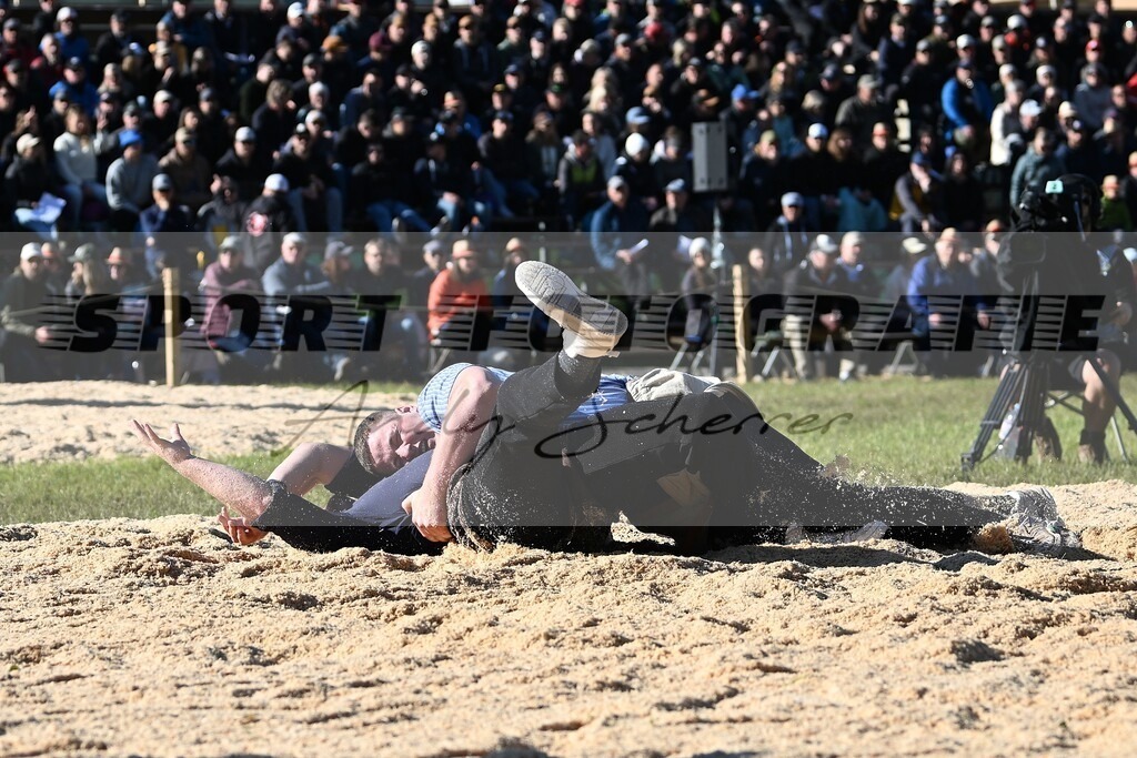 Bissig vs HeinigerDSC_6210 | Kaufen Sie Sportbilder im Onlineshop von Andy Scherrer Sportfotografie. Faszinierende Bilder von Sportevents aus der ganzen Schweiz. Fussball, Frauenfussball, Unihockey, Handball, Schwingen und weiteren Sportarten. - Realisiert mit Pictrs.com