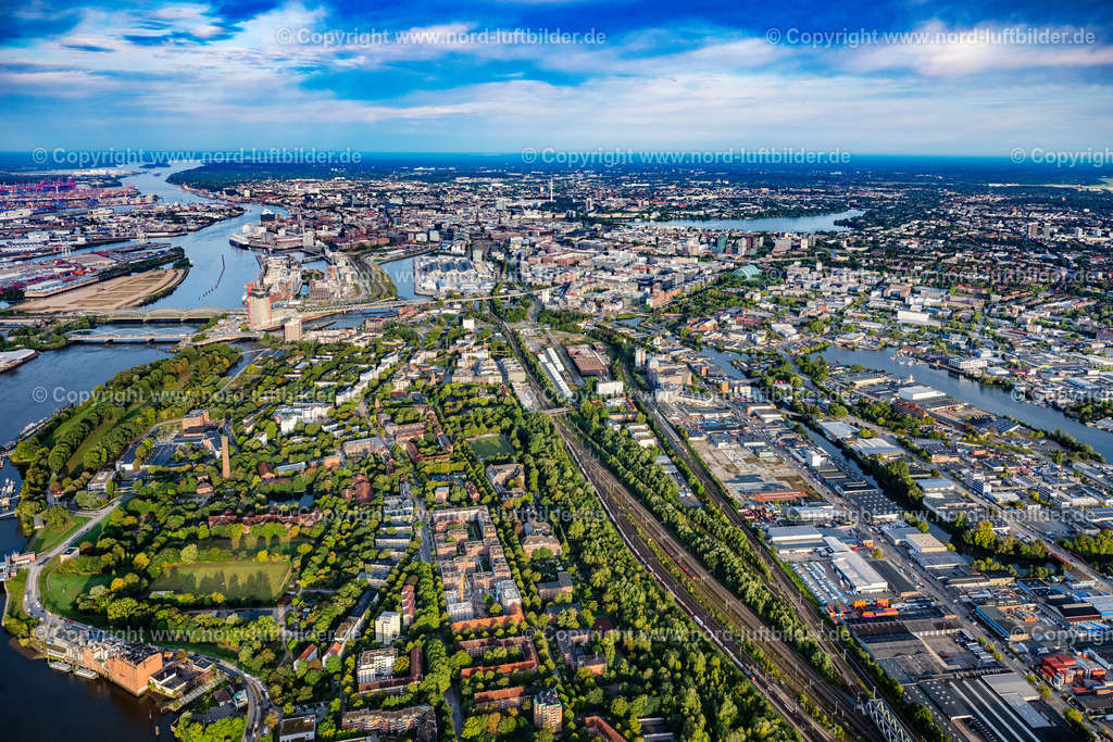 Hamburg_Rothenburgsort_ELS_5966200925 | HAMBURG 20.09.2025 Entwicklungsgebiet "Neuer Huckepackbahnhof der Industriebrache an der Billstraße im Stadtteil Rothenburgsort in Hamburg. // Development area "New piggyback station on the industrial wasteland at Billstrasse in the Rothenburgsort district of Hamburg. Foto: Martin Elsen