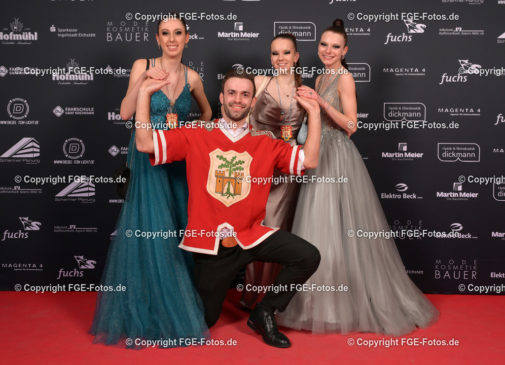 20250209-fge-hofball-0527 | Hofball der FGE am 09.02.2025 im Alten Stadttheater in Eichstätt. - Realisiert mit Pictrs.com