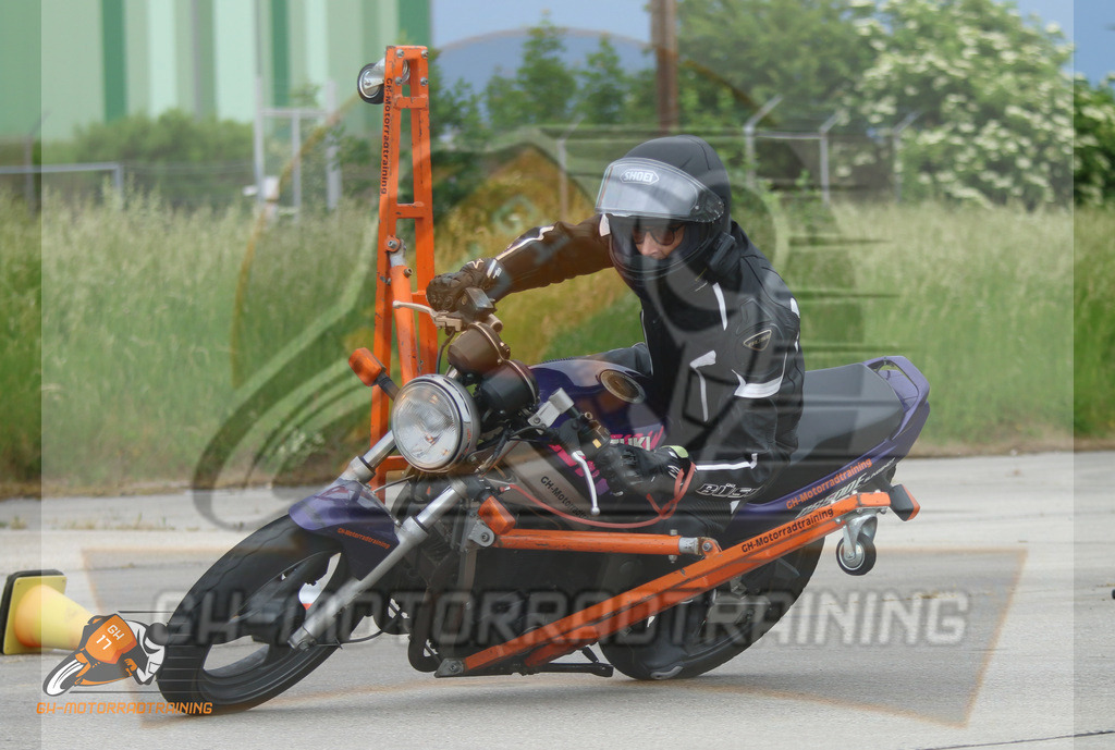 IMG_2563 | gh-motorradtraining-foto.de - Realisiert mit Pictrs.com