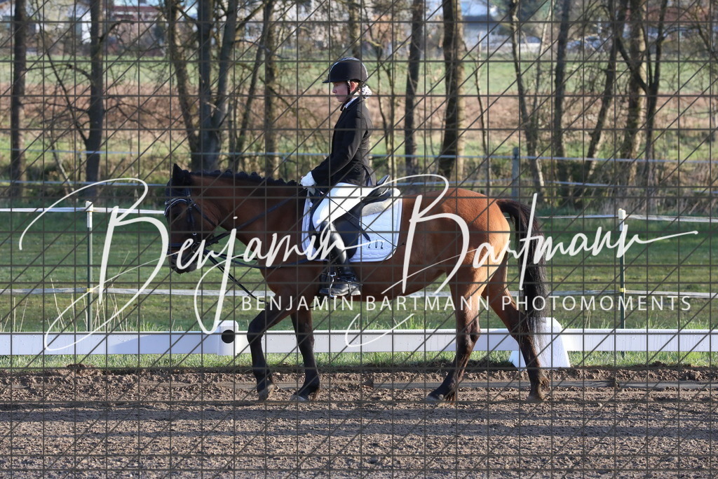 AZ2A2317 | Benjamin Bartmann Photomoments