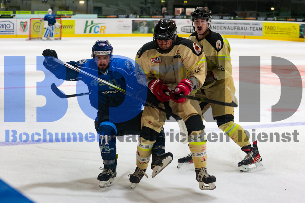 Benefiz-Eishockeyspiel der Polizei Bochum gegen die feuerwehr Duisburg {date} -  | {headline}



(Foto: Sebastian Sendlak / BOND)

 - Realisiert mit Pictrs.com
