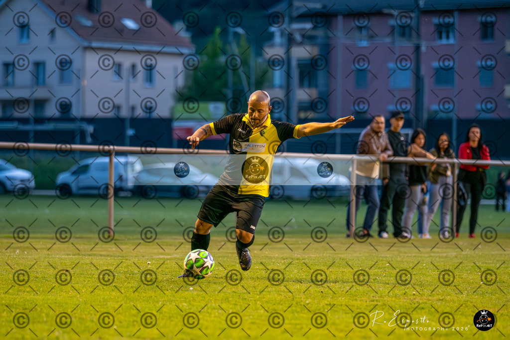 20260501_FCA-40_vs_FCLjL_047-112 | Sport und Naturfotografie von Roberto Esposito zeigt echte Momente Bewegung und die Schönheit der Natur. Ausdrucksstarke Bilder schaffen Emotionen.