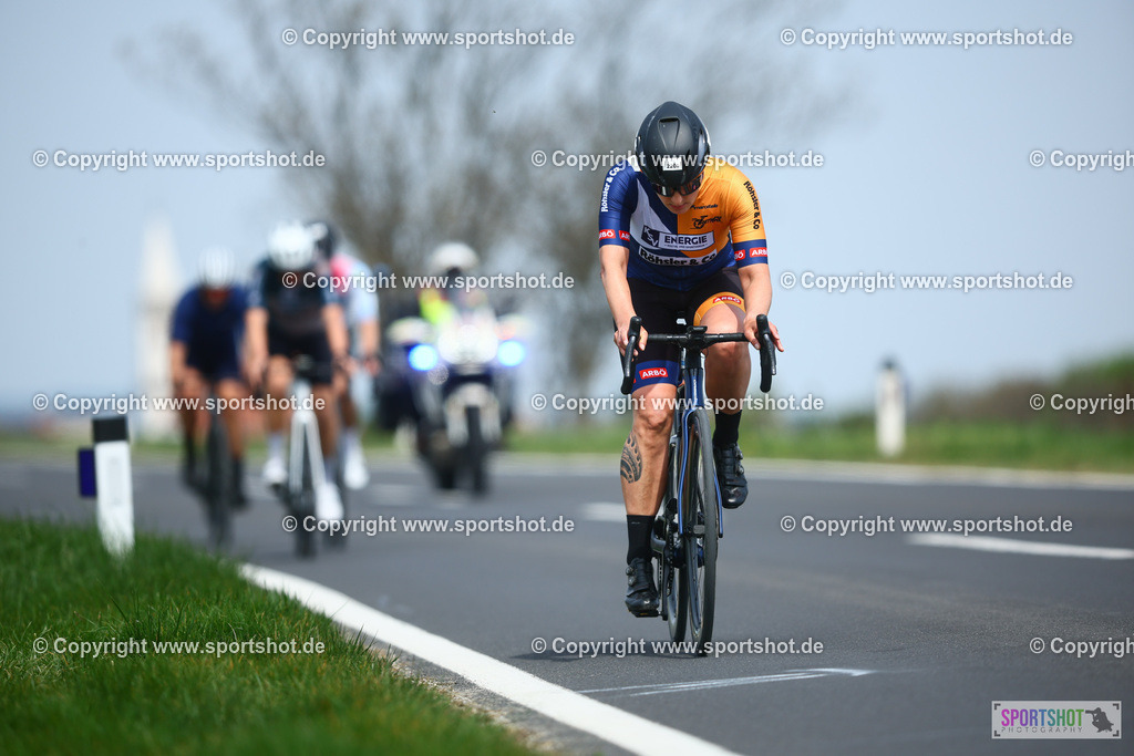 693_TRA55932 | Neusiedlersee Radmarathon 2026@sportshot_your_pictrs #yourpictures#roadtowm2029 #nrm #neusiedlerseeradmarathon #neusiedlersee #neusiedlerseetourismus #burgenland #mörbisch #nrm26 #burgenlandtourismus #voglundco #poweredbyburgenlandtourismus #radsport #rad #marathon #ucigranfondo #visitburgenland #ucigranfondoworldseries