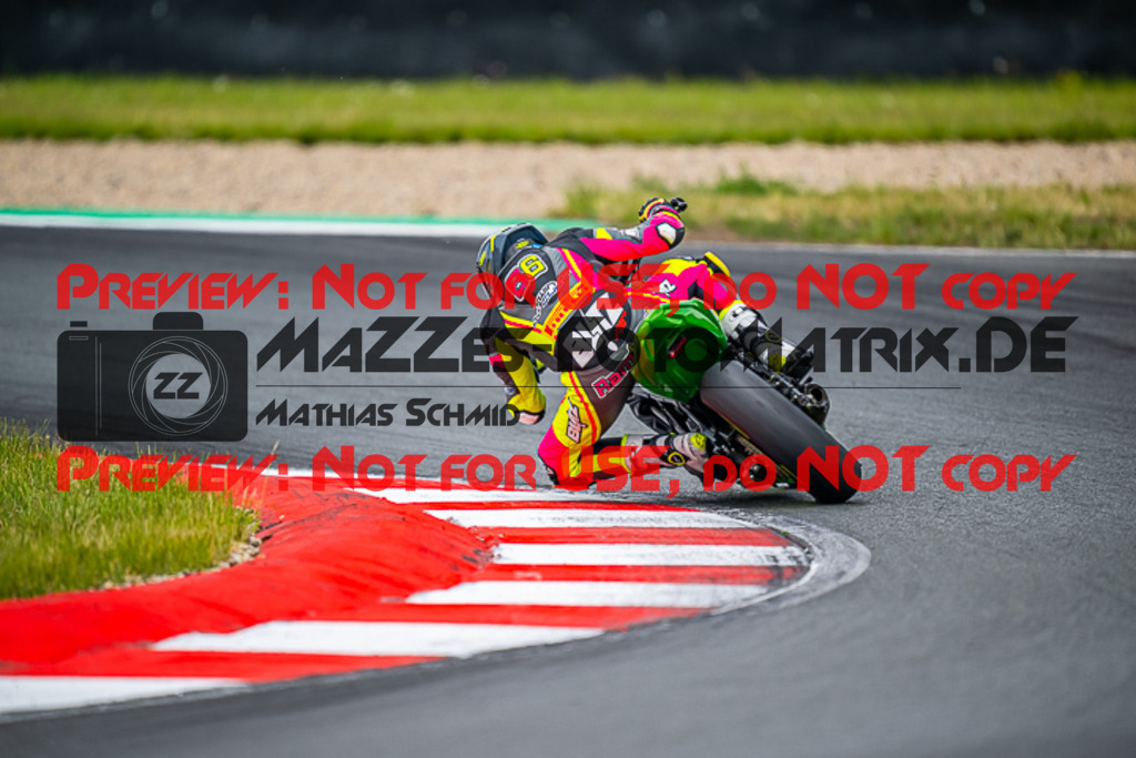 MaZZes_FotoMatrix_220520_6822 | Fotograf Mathias Schmid
Sportfotograf,
Eventfotograf,
Hochzeitsfotograf,
Portraitfotograf