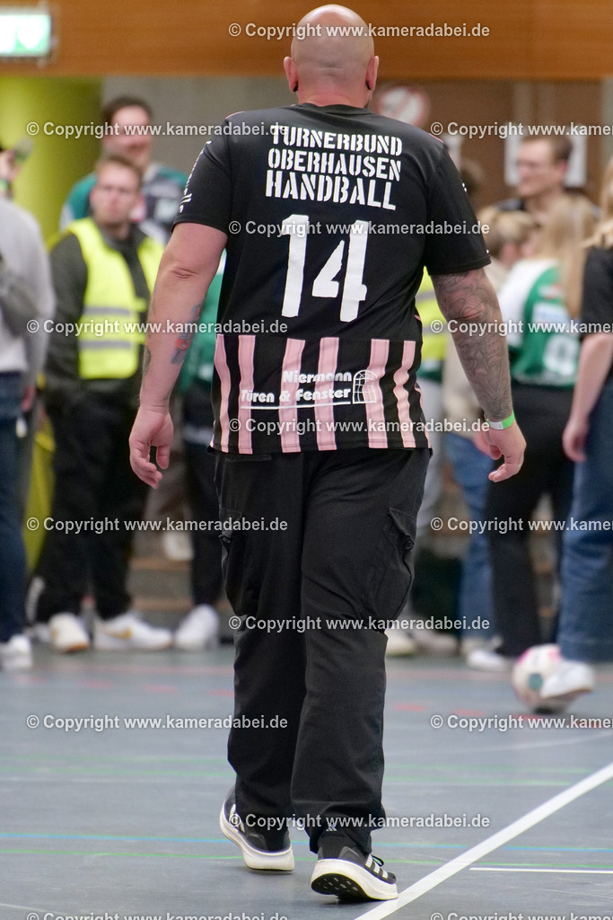 Handball : Verbandsliga Herren: TB Oberhausen - RW Oberhausen  am 12.04.2026 in Oberhausen. | Handball : Verbandsliga Herren: TB Oberhausen - RW Oberhausen  am 12.04.2026 in Oberhausen. - Realisiert mit Pictrs.com