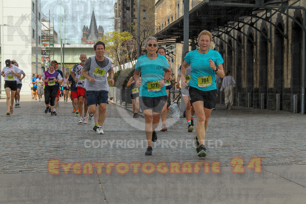 250920_1327_EV4_5635 | Sportfotografie im Rhein-Sieg Kreis, Köln, Bonn, NRW, Rheinland Pfalz, Hessen, etc. Unser Tätigkeitsfeld umfasst den Laufsport vom Volkslauf über den Marathon, Duathlon, Triathon bis zum Ultralauf wie Kölnpfad Ultra oder Schindertrail.