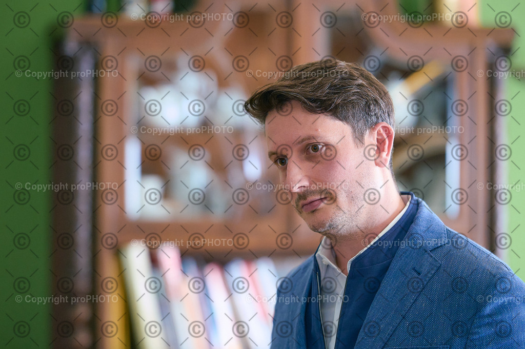 166_202509_EmployerBranding_NZ6_9927 | proPHOTO - Realisiert mit Pictrs.com