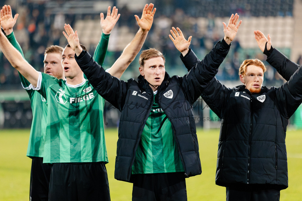 2. Bundesliga, Saison 2025/26, 15. Spieltag: SC Preußen Münster - Hannover 96 | Münster, 05.12.2025: 2. Bundesliga, 15. Spieltag, SC Preußen Münster gegen Hannover 96 im LVM-Preußenstadion in Münster. Foto: sportfotografie.ms | Markus Paletta - Realisiert mit Pictrs.com