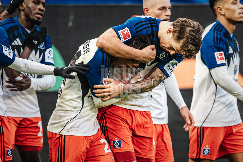 Fußball | Männer | Saison 2025/2026 | 1. Fußball-Bundesliga | 22. Spieltag | Hamburger SV vs. 1. FC Union Berlin | 14.02.2026 | Torjubel Nicolas Capaldo (#24, HSV) links und Luka Vuskovic (#44, HSV) rechts