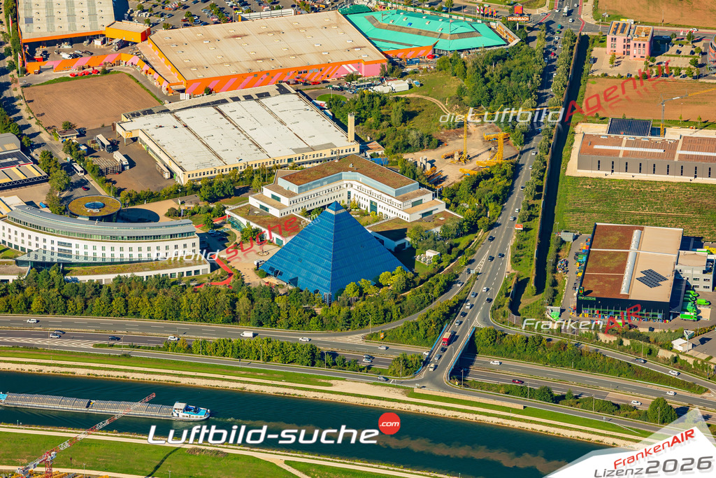 Schöne Luftaufnahme als Geschenk in Südstadt Weikershof Fürth - Die Luftbildaufnahme wurde 2025 vom UL-Flugzeug heraus erstellt ( keine Drohne ) - Hochauflösende Luftaufnahme -Nicht vergleichbar mit Google Maps oder Satelittenbilder- Die Geschenkidee !Mit Lizenz und Bildrechte bestellbar