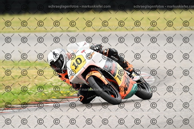 25bt02-1459 | markuskiefer.com - Realisiert mit Pictrs.com
