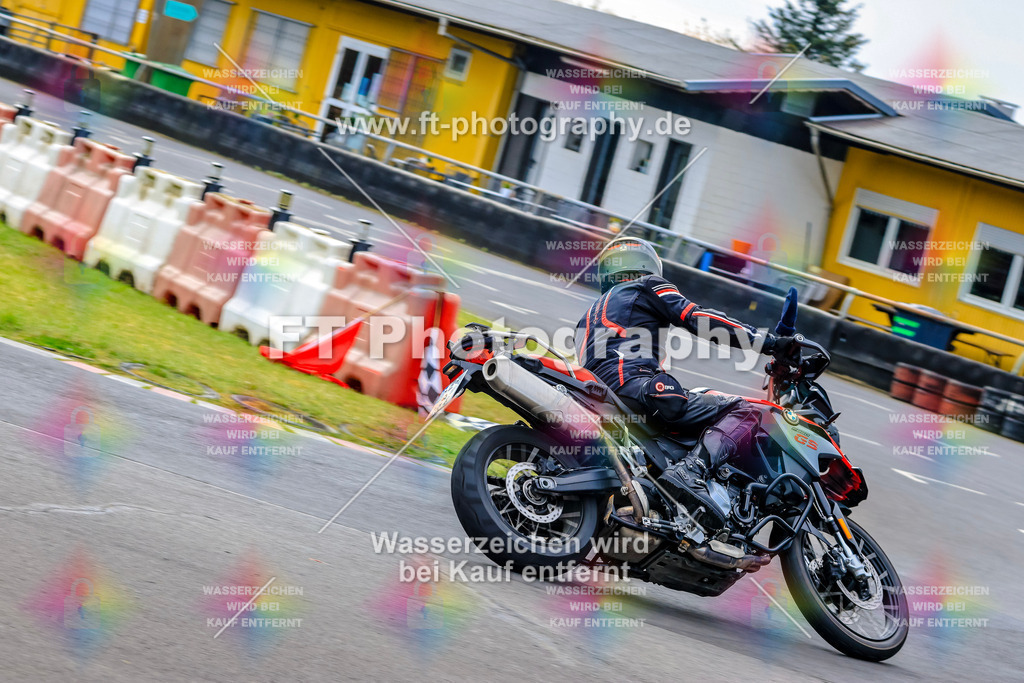 _OTO3082 | Hier findet Ihr Bilder von Touristenfahrten auf der Nürburgring Nordschleife oder von anderen Veranstaltungen die ich besucht habe. Viel Spass beim Durch Schauen 