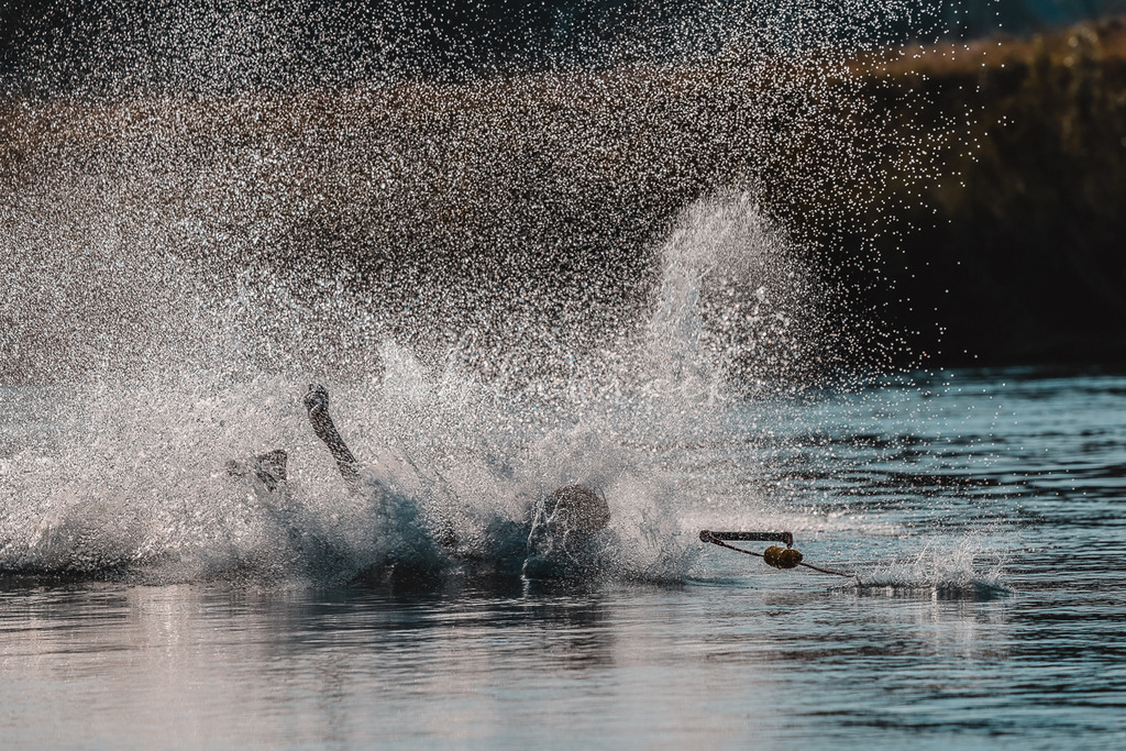 N-0013 | Sportbilder, Sportfotograf, Hochzeits- und Eventfotografin, Flugshows, Portraits und Tiershooting, Aviation, Downhill, Nationalleague, Swissleague, International