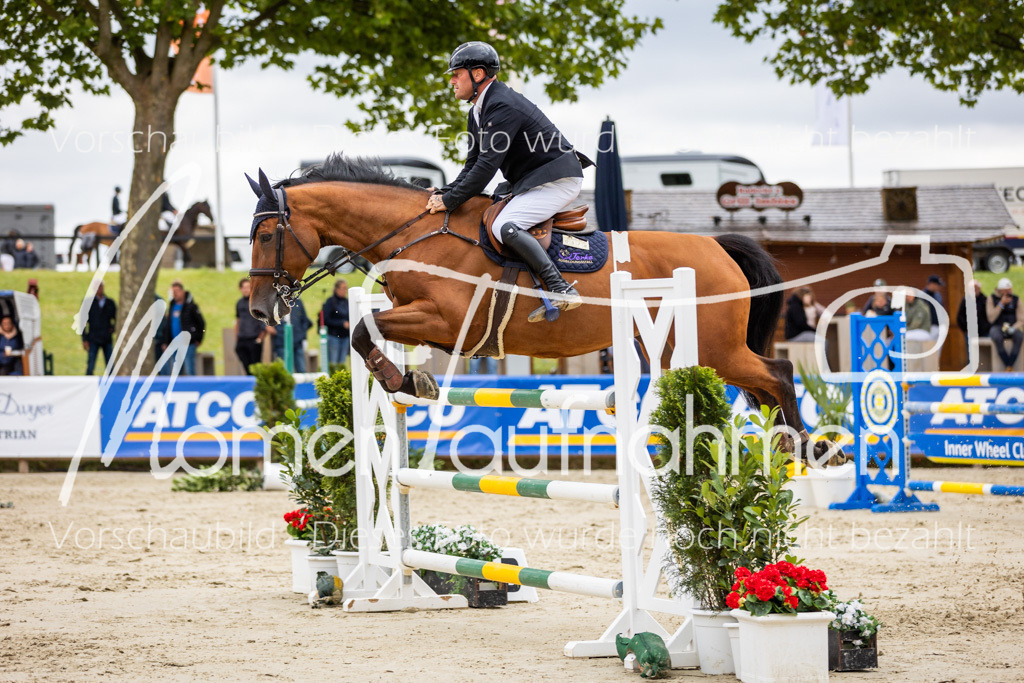 BHO-2PhSpr-M-5-2366 | MomenTaufnahmen Pferdesportfotos