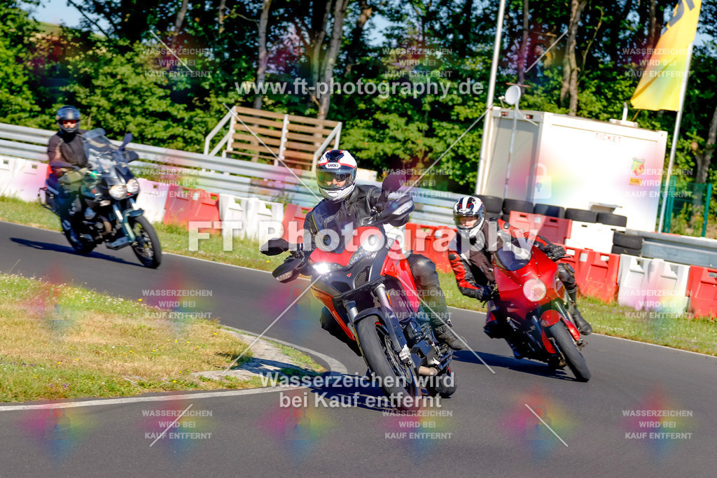 _MOT8843 | Hier findet Ihr Bilder von Touristenfahrten auf der Nürburgring Nordschleife oder von anderen Veranstaltungen die ich besucht habe. Viel Spass beim Durch Schauen 