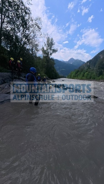 DJI_20260810102649_0046_D | Bestelle die Bilder deines Berg- oder Wasser-Abenteuers mit Mountain Sports bequem von zu Hause aus direkt über unseren Online Fotoshop von pictrs.com. - Realisiert mit Pictrs.com