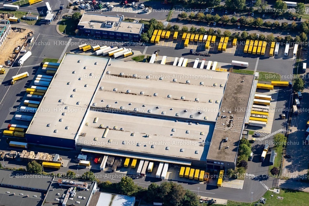 Lufbilder Alsdorf-5935 | Lagerhallen und Speditionsgebäude DACHSER SE an der Carl-Zeiss-Straße, Max-Planck-Straße, Hoengener Straße in Alsdorf im Bundesland Nordrhein-Westfalen, Deutschland - Realisiert mit Pictrs.com