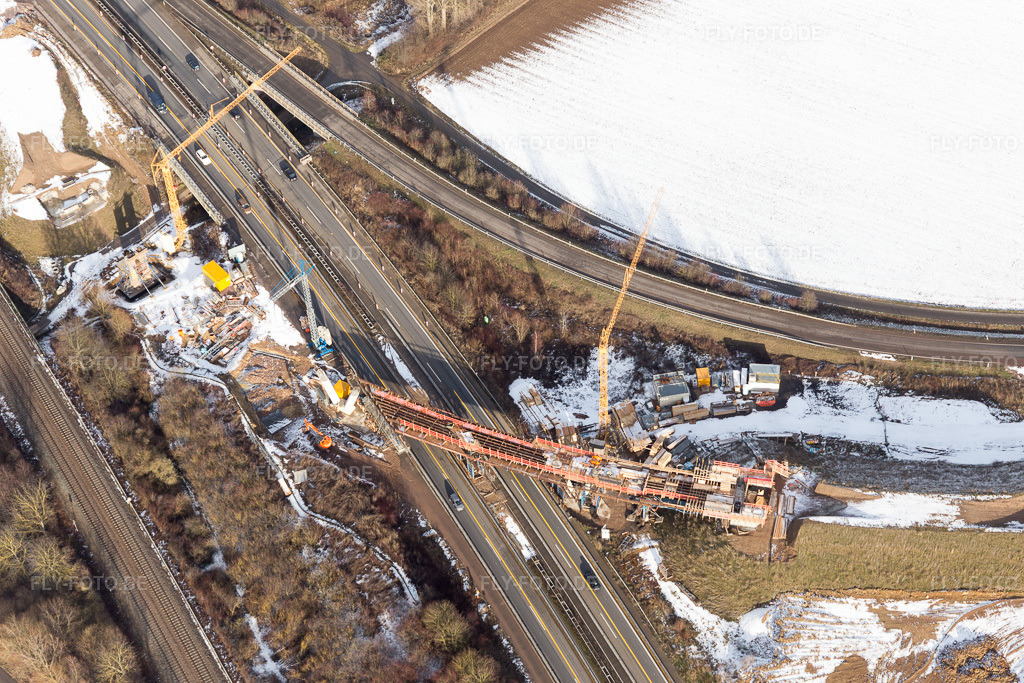Luftbild: Baustelle zur Erweiterung der Verkehrsführung an der Autobahnabfahrt der BAB A65 in der Pfalz im Ortsteil Dammheim in Landau im Bundesland Rheinland-Pfalz in Deutschland. Foto: IMG_096247.jpg vom 15.01.2017 durch Werner Riehm/FLY-FOTO.de