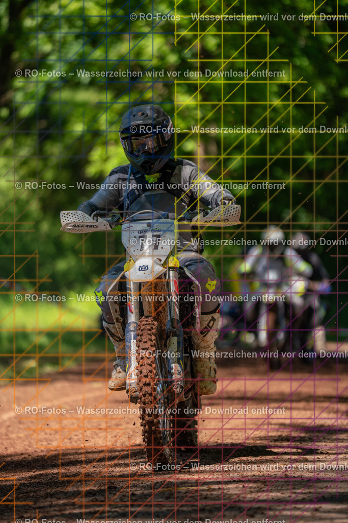Wolfshausen 2 Lauf -468 | Sportfotografie von RO-Fotos: Motorsport, Motocross, Enduro, Laufveranstaltungen und Triathlon. Professionelle Fotos von Sportlern und Events. - Realisiert mit Pictrs.com