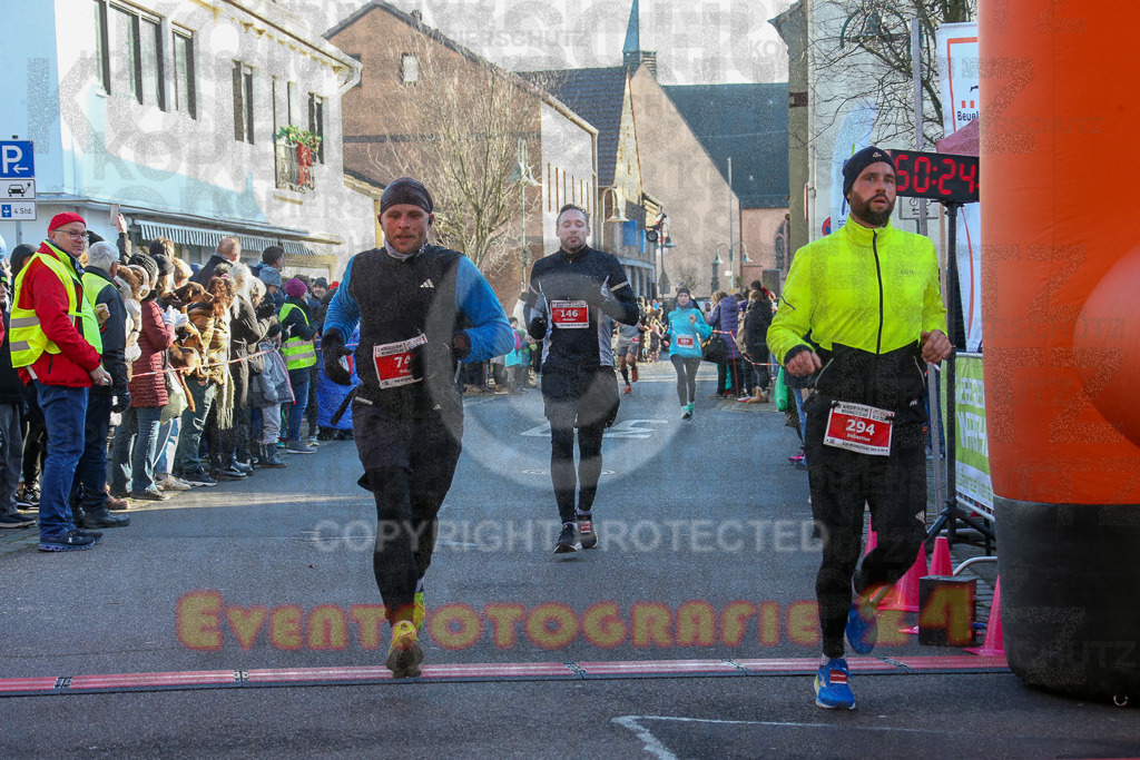 241201_1226_EX1_2131 | Sportfotografie im Rhein-Sieg Kreis, Köln, Bonn, NRW, Rheinland Pfalz, Hessen, etc. Unser Tätigkeitsfeld umfasst den Laufsport vom Volkslauf über den Marathon, Duathlon, Triathon bis zum Ultralauf wie Kölnpfad Ultra oder Schindertrail.
