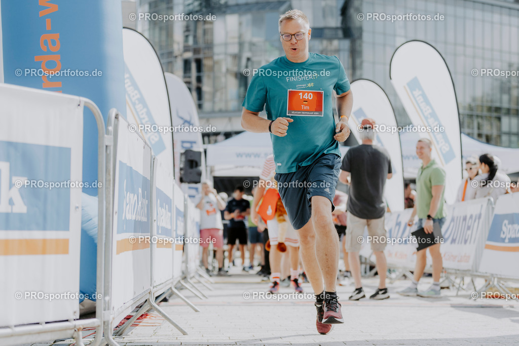 240825_Treppenlauf-157 | Professionelle Fotos Ihrer Laufsportveranstaltung.