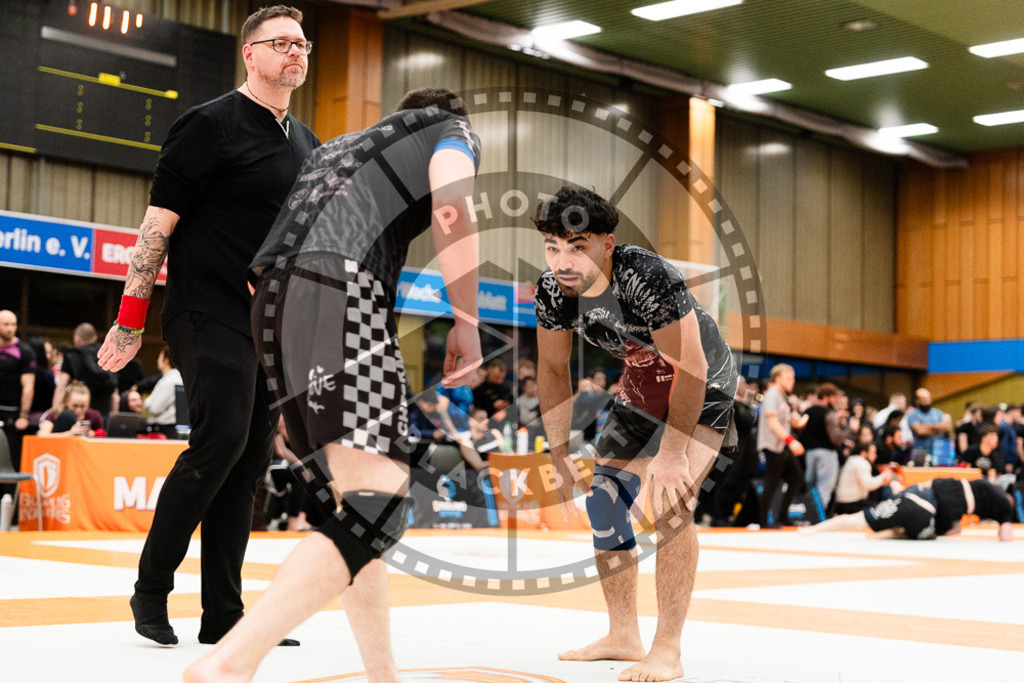 20251122PBB14940 | Athletes compete during the Grappling Industries Berlin Jiu-Jitsu and Grappling Championship, on November 22, 2025 in Berlin, Germany. © photoblackbelt