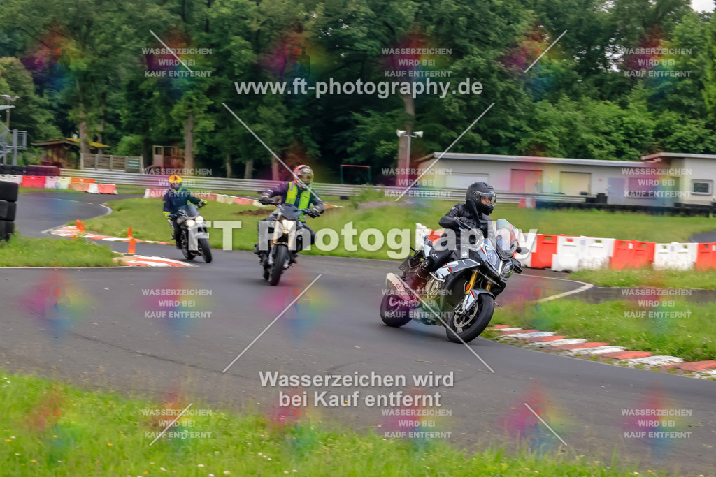 VBK-6179 | Hier findet Ihr Bilder von Touristenfahrten auf der Nürburgring Nordschleife oder von anderen Veranstaltungen die ich besucht habe. Viel Spass beim Durch Schauen 