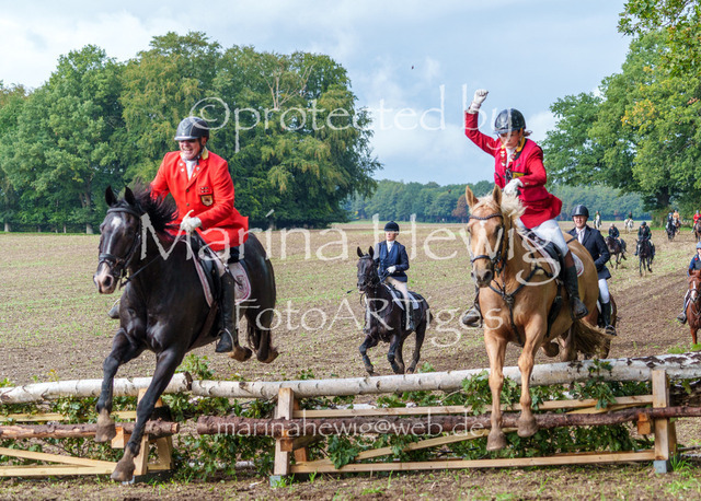 Jagd Perdoel 26 Sony-04076_MarinaHewig | Fotografie, FotoArt, PferdesportArt, Pferdesportfotografie, Landschaftsfotografie, Reisefotografie, Reise, Pferde - Realisiert mit Pictrs.com