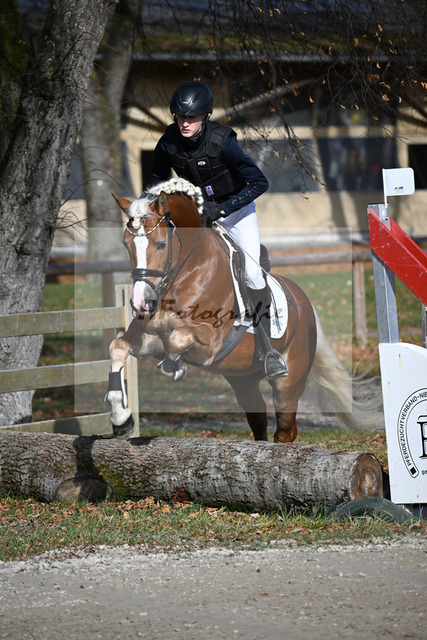 Kat-Nr. 10 Winnetou on fire v. Walzerblick_Keller_43250511 | hf-fotografie - Realized with Pictrs.com