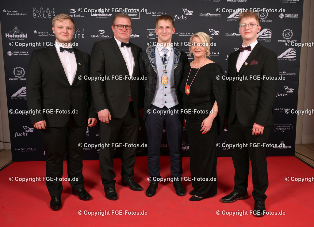 20250208-fge-hofball-0116 | Hofball der FGE am 08.02.2025 im Alten Stadttheater in Eichstätt. - Realisiert mit Pictrs.com