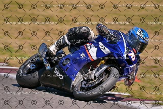 26bt05-0798 | markuskiefer.com - Realisiert mit Pictrs.com