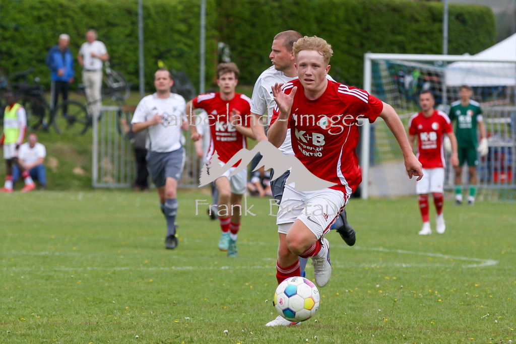 993T0315 | Medien- Sport- Entertainmentfotos