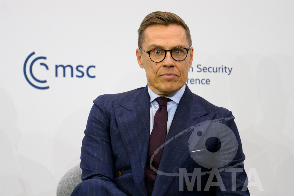 _DWA5655 | MATA IndoCon - Realisiert mit Pictrs.com