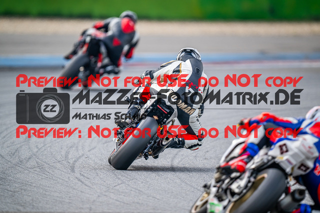 MaZZes_Fotomatrix_20240317_6007705_0792 | Fotograf Mathias Schmid
Sportfotograf,
Eventfotograf,
Hochzeitsfotograf,
Portraitfotograf