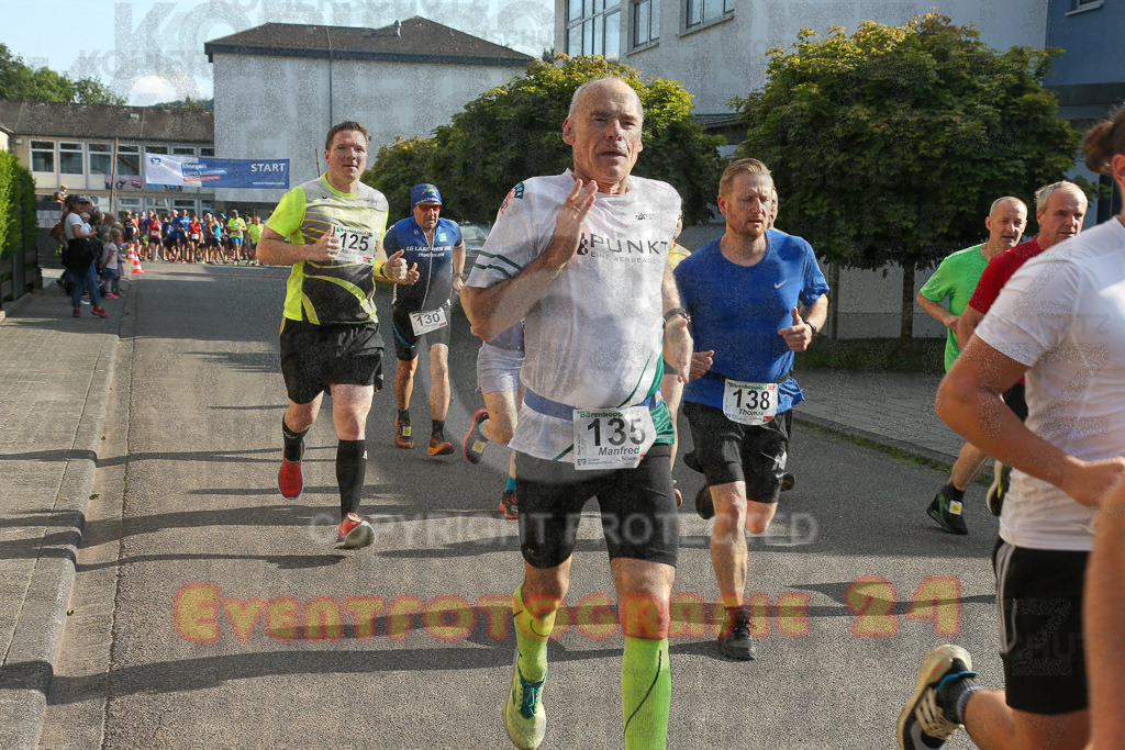 230804_1805_EX1_3663 | Sportfotografie im Rhein-Sieg Kreis, Köln, Bonn, NRW, Rheinland Pfalz, Hessen, etc. Unser Tätigkeitsfeld umfasst den Laufsport vom Volkslauf über den Marathon, Duathlon, Triathon bis zum Ultralauf wie Kölnpfad Ultra oder Schindertrail.