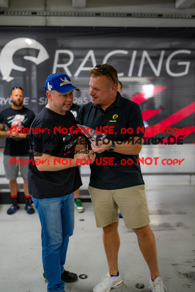 MaZZes_FotoMatrix_240615_6007705_2-18 | Fotograf Mathias Schmid
Sportfotograf,
Eventfotograf,
Hochzeitsfotograf,
Portraitfotograf