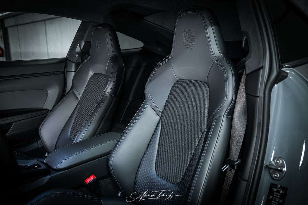 911 GT3 Touring Clausi | Entdecken Sie die faszinierende Welt von Alexander Tschuncky Arts: Kreative Fotografie, atemberaubende Automobilkunst und hochwertiger Bilderdruck. Lassen Sie sich inspirieren! - Realisiert mit Pictrs.com