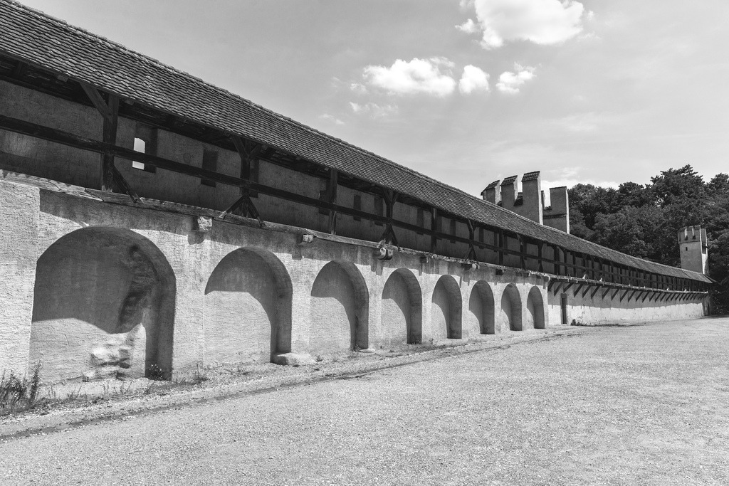 Alte Stadtmauer | Die alte Stadtmauer im St. Alban-Tal, Basel Schweiz. - Realisiert mit Pictrs.com