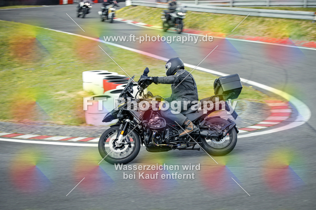 OBK_Mai_Justin_Uwe-10697 | Hier findet Ihr Bilder von Touristenfahrten auf der Nürburgring Nordschleife oder von anderen Veranstaltungen die ich besucht habe. Viel Spass beim Durch Schauen 