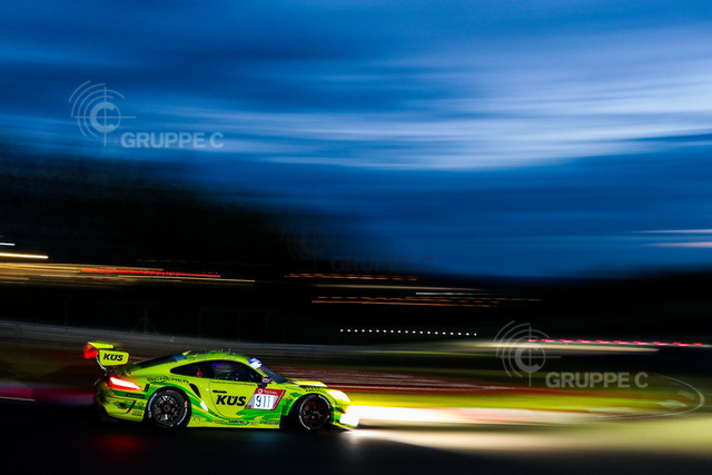 24hNbr21_053378JB_JB | ADAC TOTAL 24h Nürburgring 2021 - Foto: Gruppe C Photography; #911 Porsche 911 GT3 R, Manthey Racing: Matteo Cairoli, Lars Kern, Michael Christensen, Kevin Estre - Realisiert mit Pictrs.com