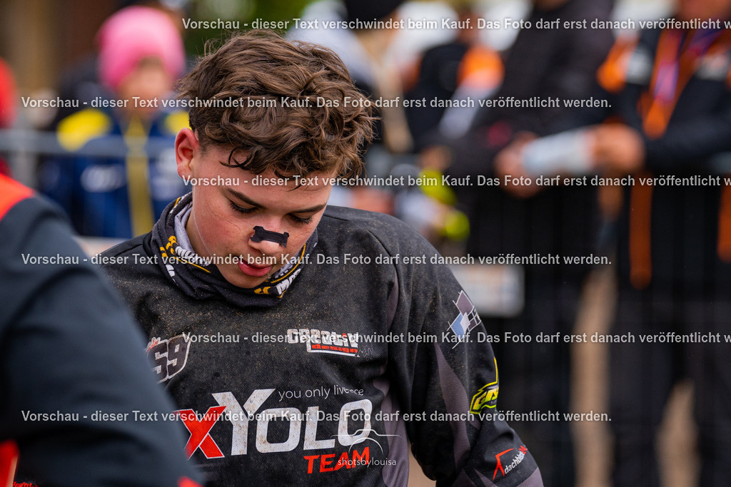 10_05_Dreetz-5385 | Sportfotografin aus Berlin-Brandenburg mit Fokus auf Motocross. Ich halte deine sportliche Leistung und echte Emotionen auf und neben der Strecke professionell fest. Entdecke die Fotos von deinem Rennen und bestelle sie direkt hier im Shop.